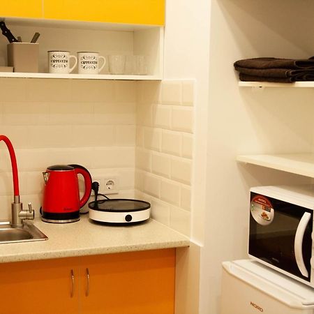Світло Цілодобово Apartments In The City Center Lviv Dış mekan fotoğraf