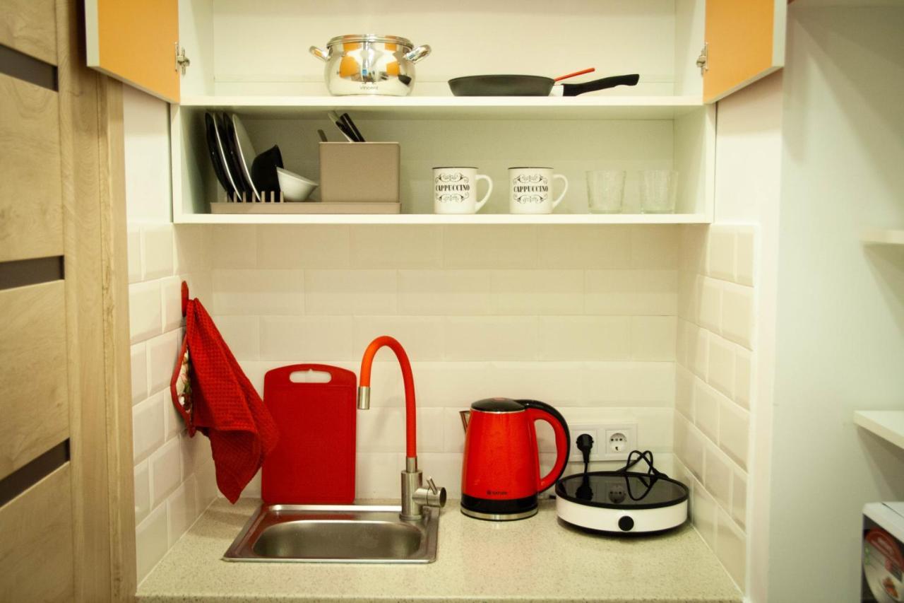 Світло Цілодобово Apartments In The City Center Lviv Dış mekan fotoğraf