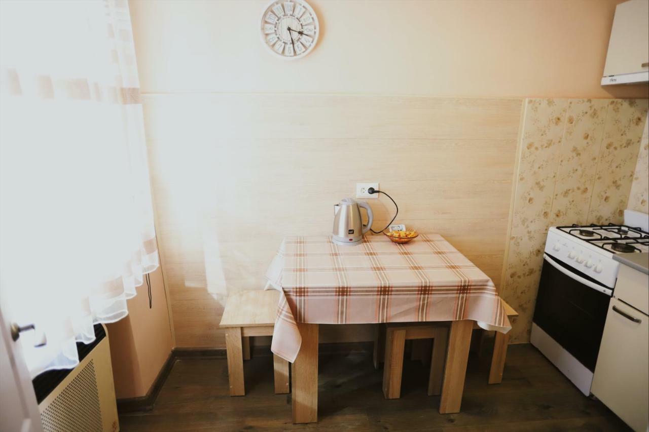 Світло Цілодобово Apartments In The City Center Lviv Dış mekan fotoğraf