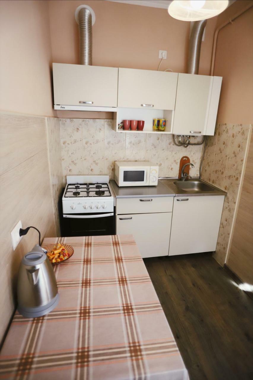 Світло Цілодобово Apartments In The City Center Lviv Dış mekan fotoğraf